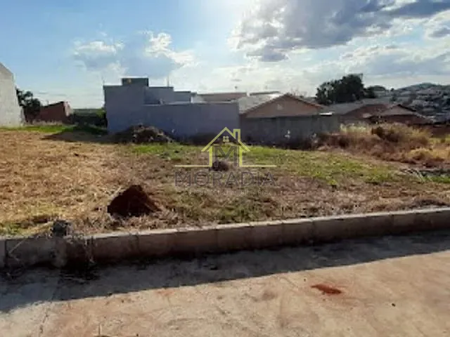 Terreno com 200m², à venda, no bairro Jardim Aeroporto em Guaxupé