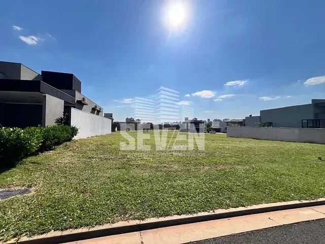 Terreno com 451m², à venda, no bairro Alphaville em Bauru