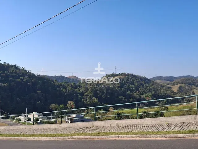 Terreno com 248m², à venda, no bairro Casa de Pedra em Volta Redonda