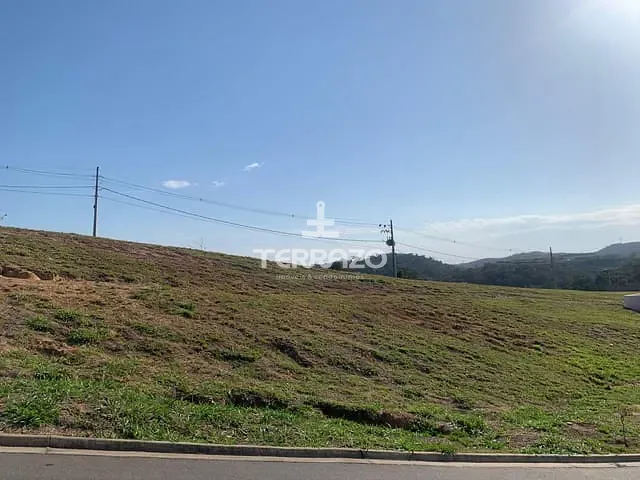 Terreno com 248m², à venda, no bairro Casa de Pedra em Volta Redonda