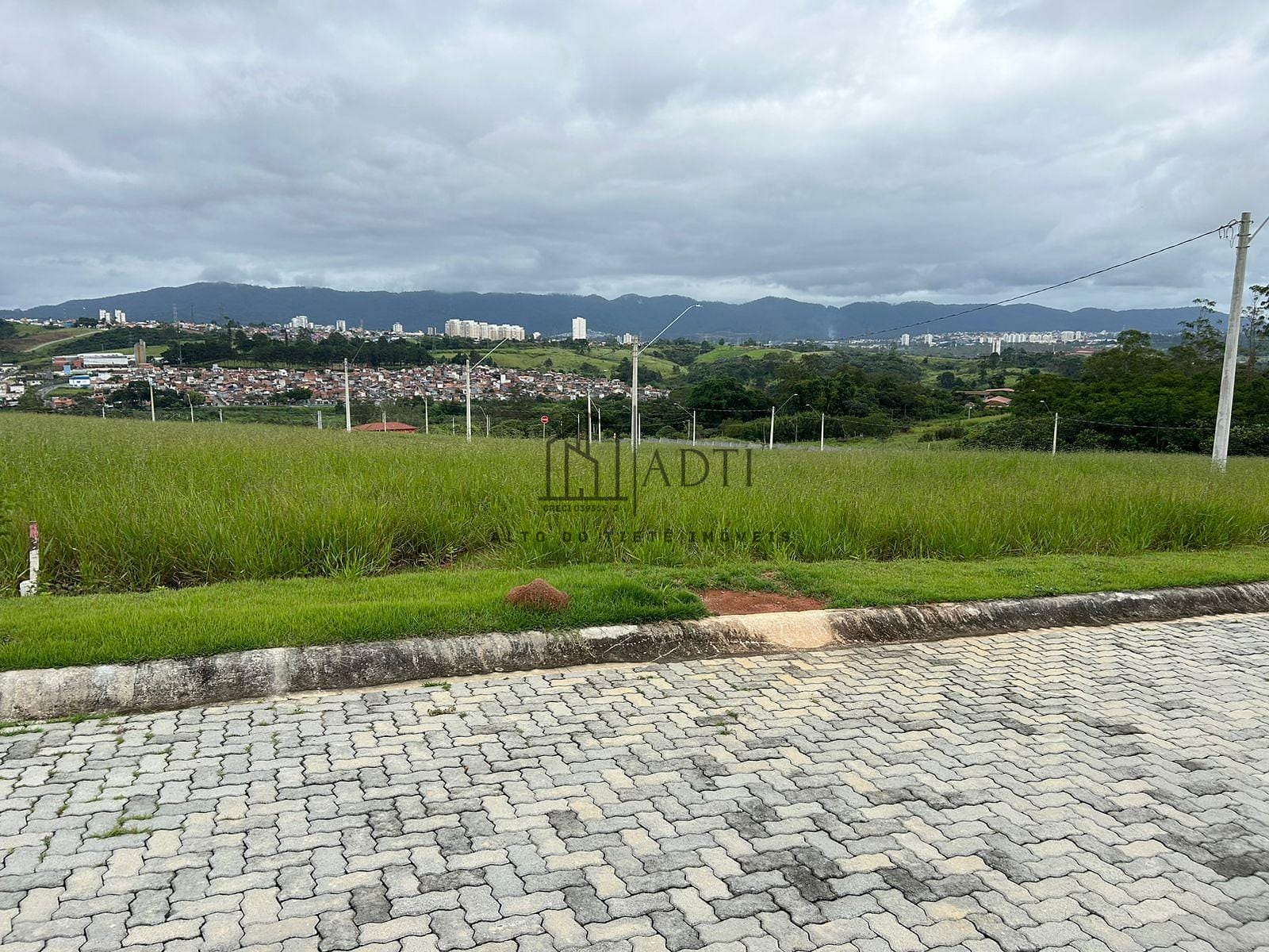 Terreno à venda, 10m² - Foto 1
