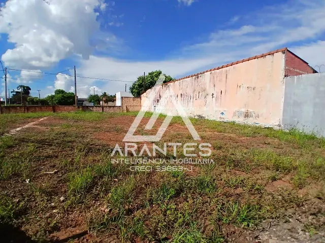 Terreno com 296m², à venda, no bairro Bom Jesus em Barretos