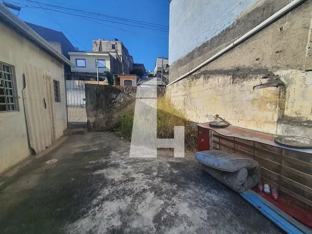 Terreno à venda, no bairro Vila Maria Tereza em Guarulhos