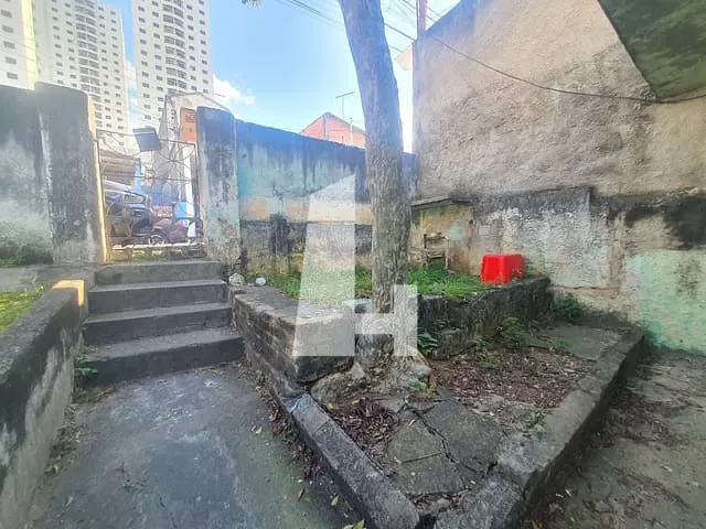 Terreno à venda, no bairro Vila Maria Tereza em Guarulhos