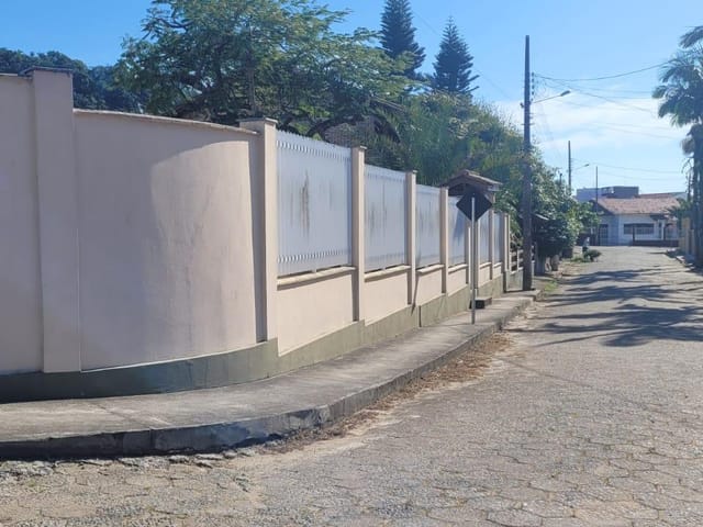 Terreno com 728m², à venda, no bairro centro em Penha