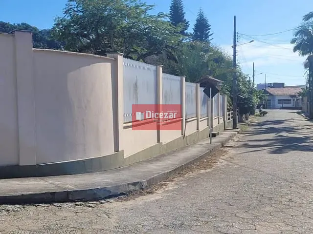 Terreno com 728m², à venda, no bairro centro em Penha
