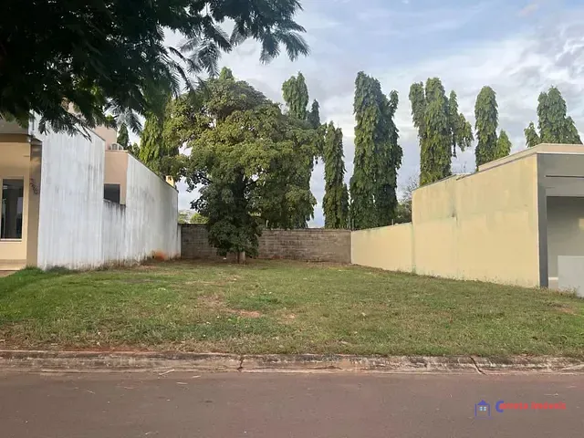Terreno com 284m², à venda, no bairro Residencial Costa Leste em Três Lagoas