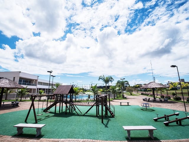 Terreno com 311m², à venda, no bairro Porto Madero em Dourados