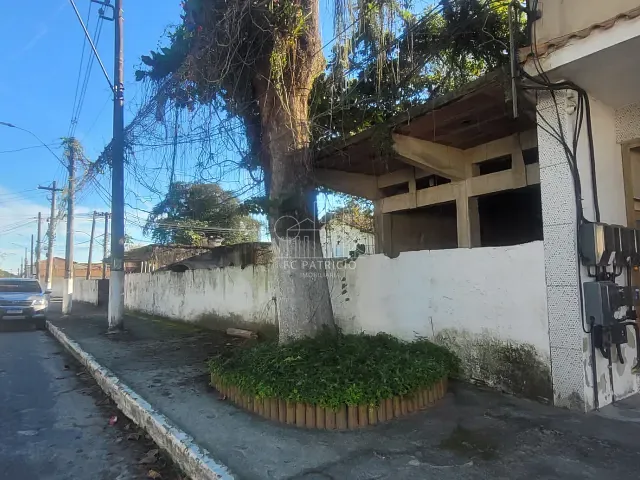 Terreno com 593m², à venda, no bairro Parada Modelo em Guapimirim