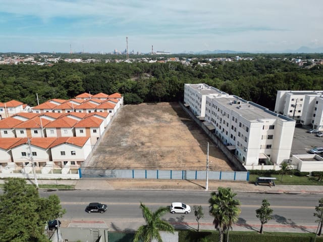 Terreno com 6768m², à venda, no bairro Balneário de Carapebus em Serra