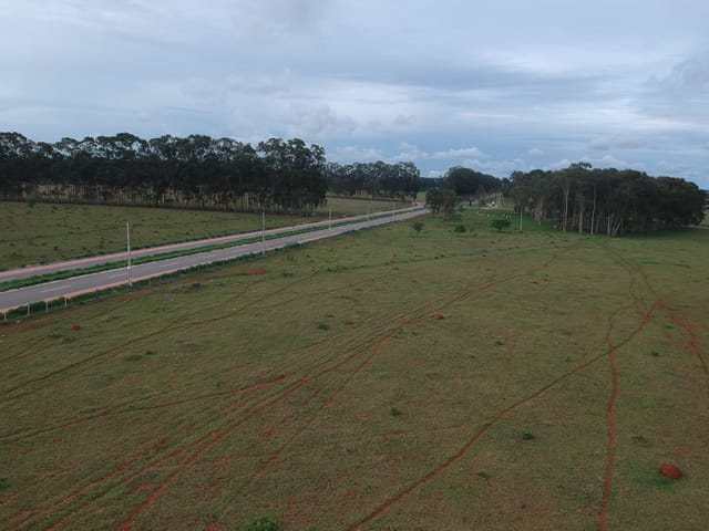 Terreno com 7880m², à venda, no bairro Residencial Pedro Miranda em Senador Canedo