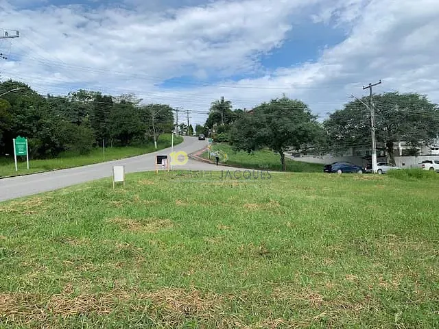 Terreno com 600m², à venda, no bairro Pedra Branca em Palhoça