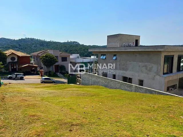 Terreno com 420m², à venda, no bairro Cidade Tamboré em Santana de Parnaíba