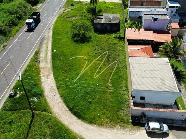 Terreno com 450m², à venda, no bairro Olivença em Ilhéus