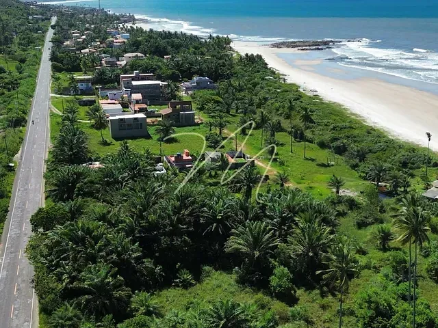 Terreno com 450m², à venda, no bairro Olivença em Ilhéus