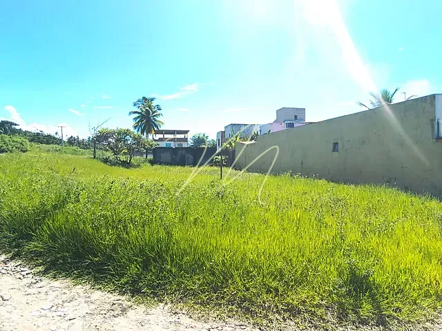Terreno com 450m², à venda, no bairro Olivença em Ilhéus