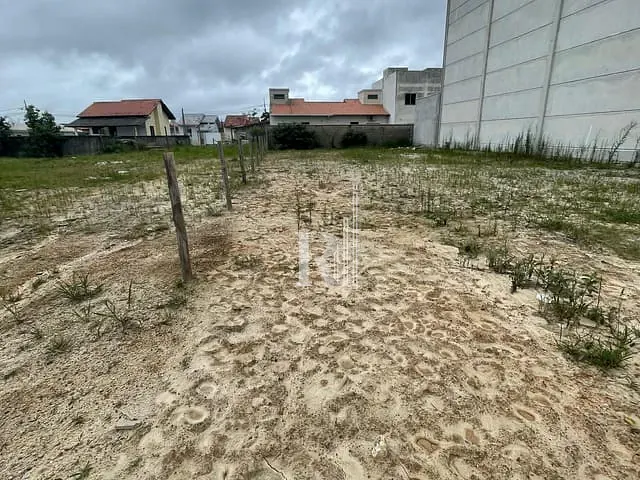 Terreno com 386m², à venda ou para alugar, no bairro XV de Novembro em Tijucas