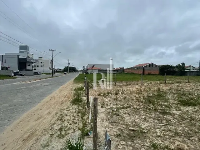 Terreno com 386m², à venda ou para alugar, no bairro XV de Novembro em Tijucas