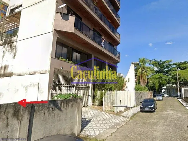 Terreno com 490m², à venda, no bairro Centro em Barra do Piraí