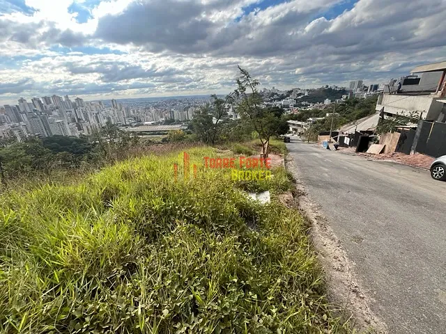 Terreno com 1000m², à venda, no bairro Buritis em Belo Horizonte
