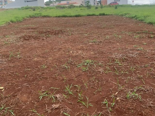 Terreno com 360m², à venda, no bairro Colinas da Mantiqueira em Cambuí
