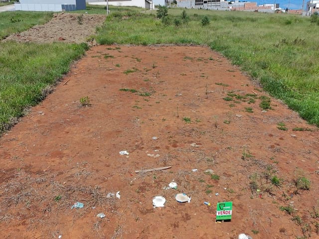 Terreno com 360m², à venda, no bairro Colinas da Mantiqueira em Cambuí