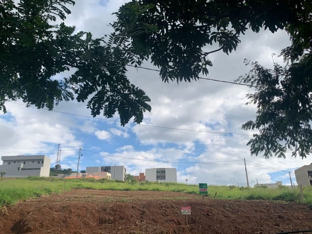 Terreno com 360m², à venda, no bairro Colinas da Mantiqueira em Cambuí
