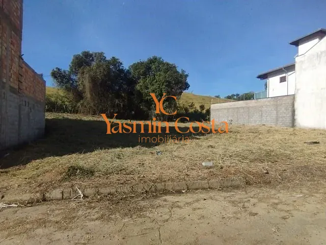 Terreno com 263m², à venda, no bairro Vila Ramos em Cambuí