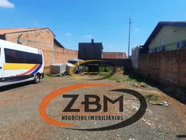 Terreno com 300m², à venda, no bairro Jardim Pérola em Londrina
