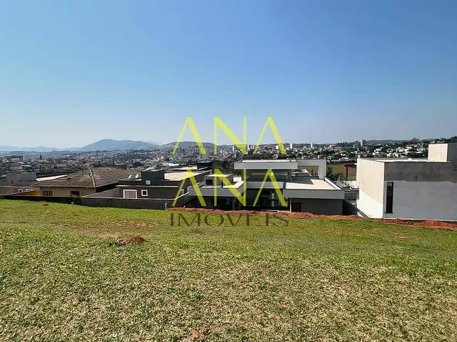 Terreno com 349m², à venda, no bairro Condomínio Villa Real de Bragança em Bragança Paulista