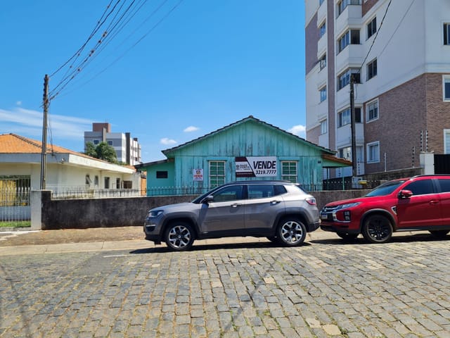 Terreno com 640m², à venda, no bairro Estrela em Ponta Grossa