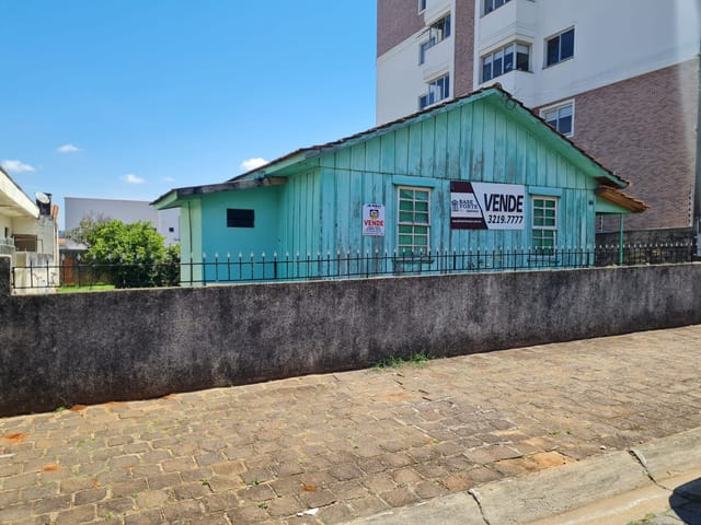 Terreno com 640m², à venda, no bairro Estrela em Ponta Grossa