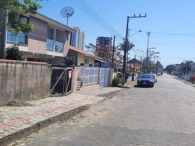 Terreno com 264m², à venda, no bairro Praia Alegre em Penha