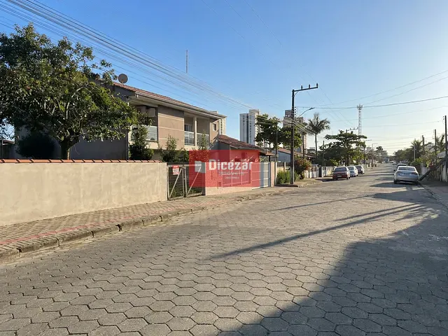 Terreno com 264m², à venda, no bairro Praia Alegre em Penha