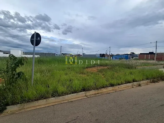 Terreno com 200m², à venda, no bairro Cambuí em Porto Feliz