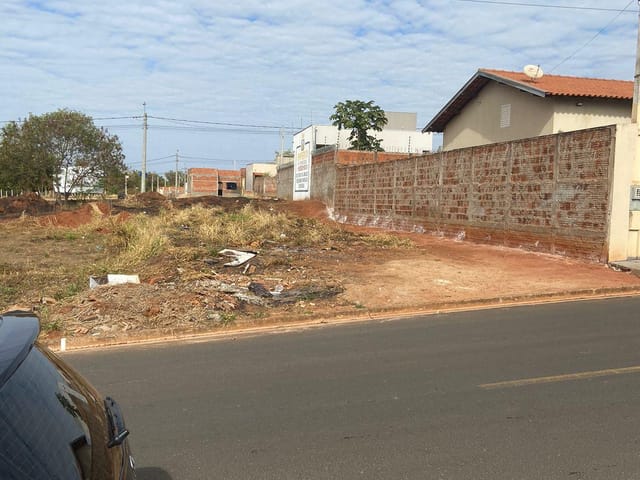 Terreno com 200m², à venda, no bairro Residencial São Thomaz I em São José do Rio Preto