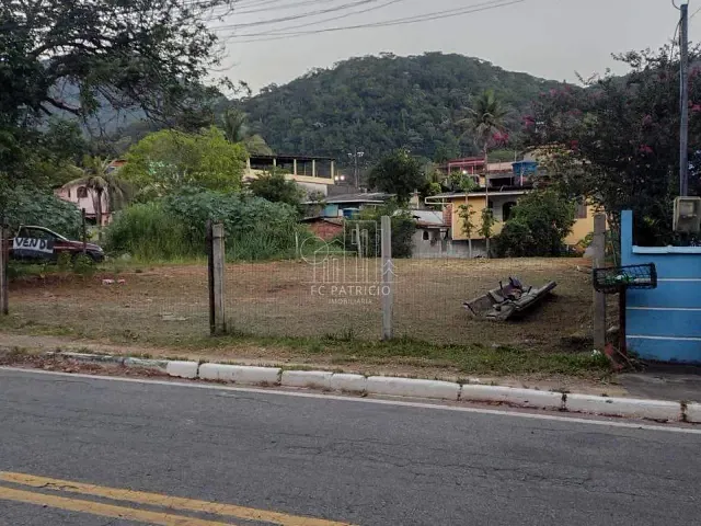 Terreno com 450m², à venda, no bairro Caneca Fina em Guapimirim