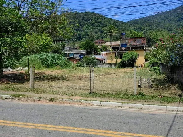 Terreno com 450m², à venda, no bairro Caneca Fina em Guapimirim
