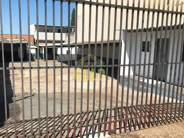 Terreno com 415m², à venda, no bairro Centro em Londrina