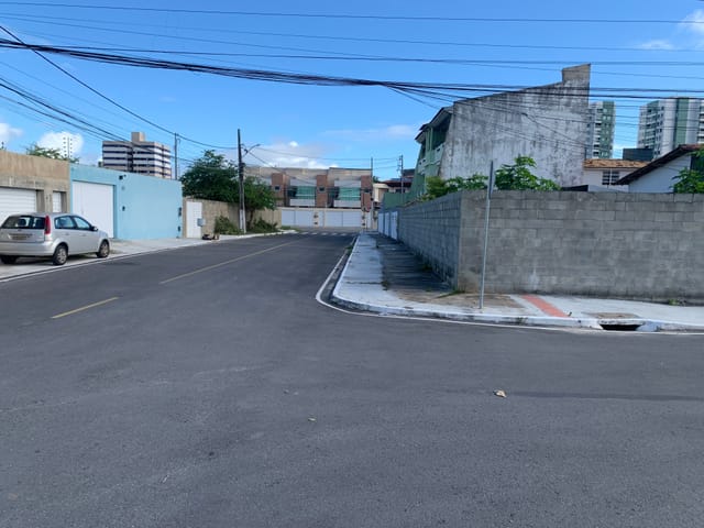 Terreno com 300m², à venda, no bairro Atalaia em Aracaju