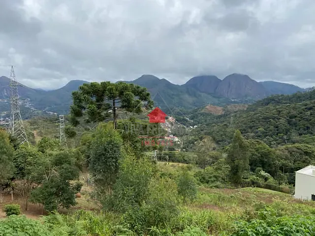 Terreno com 540m², à venda, no bairro Braunes em Nova Friburgo