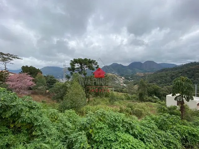 Terreno com 540m², à venda, no bairro Braunes em Nova Friburgo