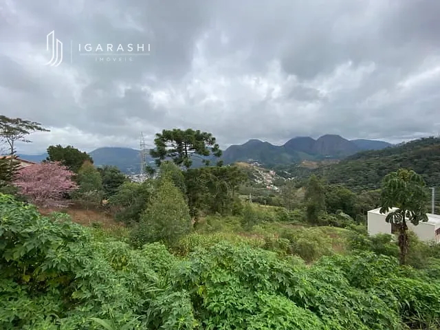 Terreno com 540m², à venda, no bairro Braunes em Nova Friburgo