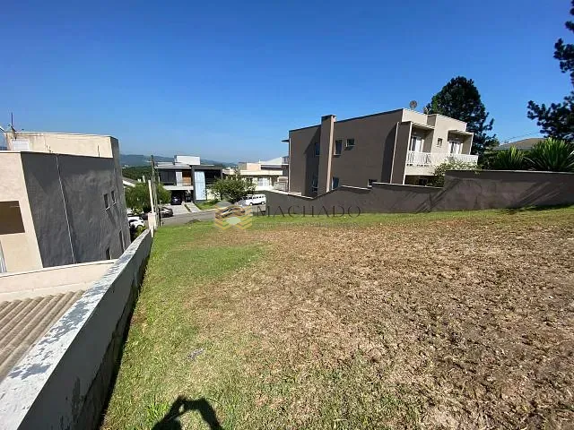 Terreno com 392m², à venda, no bairro Alphaville em Santana de Parnaíba