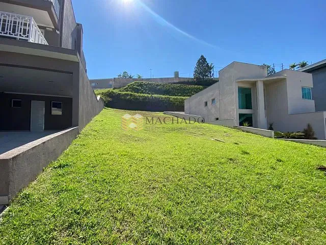 Terreno com 392m², à venda, no bairro Alphaville em Santana de Parnaíba