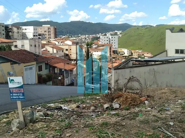 Terreno com 384m², à venda, no bairro Jardim Centenário em Poços de Caldas