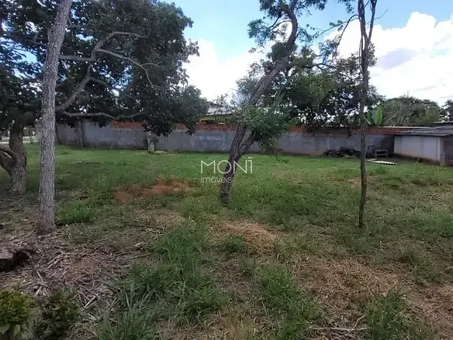 Terreno com 1007m², à venda, no bairro Setor Habitacional Jardim Botânico em Brasília