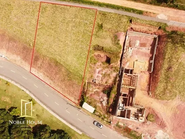 Terreno com 662m², à venda, no bairro Observatório em Vinhedo