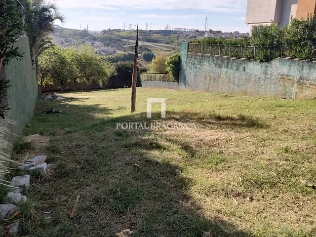 Terreno com 853m², à venda, no bairro Condominio Residencial Vereda América em Bragança Paulista
