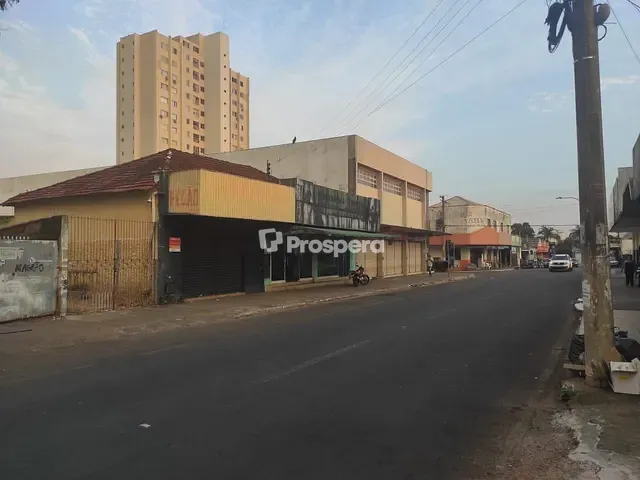 Terreno com 720m², à venda, no bairro Centro em Anápolis